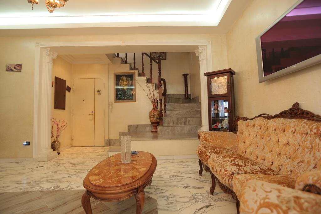 Casa Toto' Apartment เนเปิลส์ ภายนอก รูปภาพ