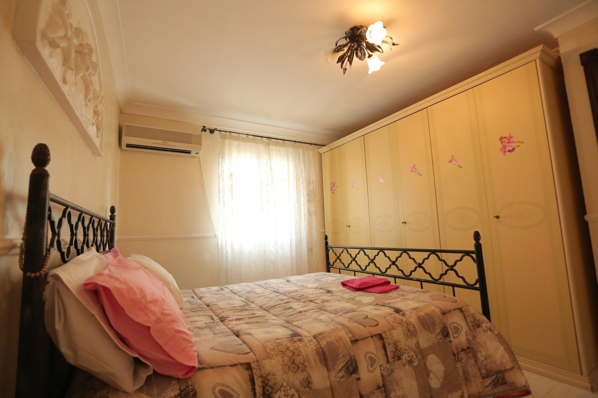 Casa Toto' Apartment เนเปิลส์ ภายนอก รูปภาพ