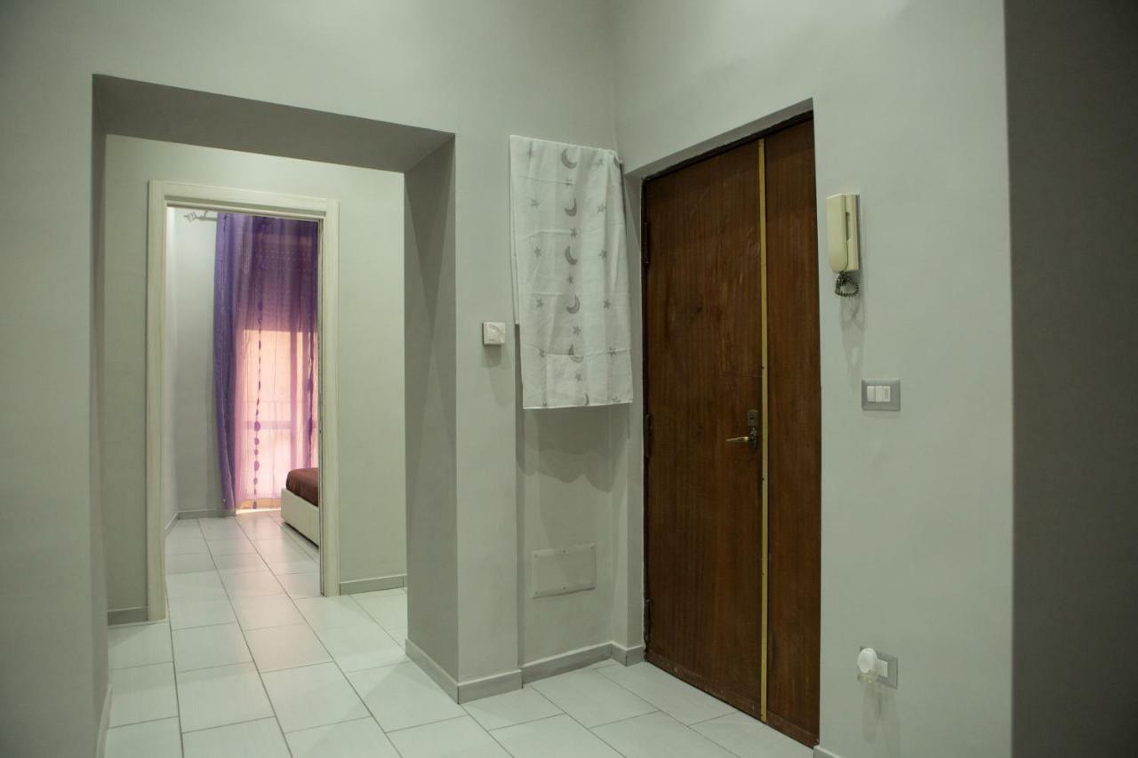 Casa Toto' Apartment เนเปิลส์ ภายนอก รูปภาพ